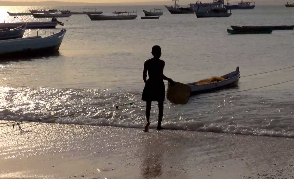 צפייה בסרט המלא - עוול מזוהם  - לצפיה בטריילר