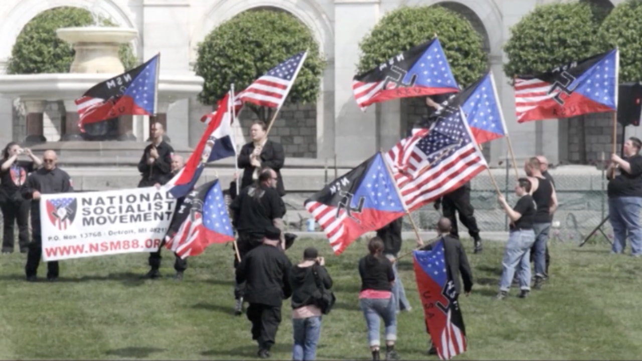 צפייה בסרט המלא - מעבר לפראנויה: המלחמה נגד היהודים - לצפיה בטריילר