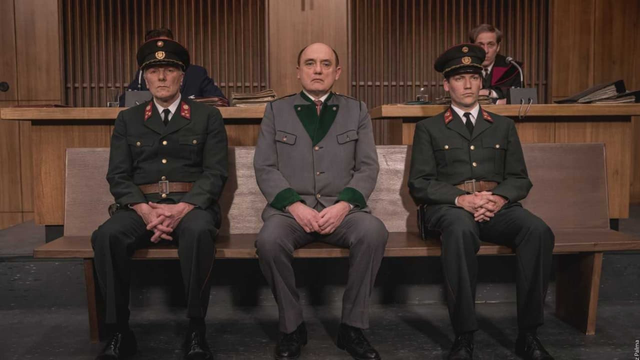 צפייה בסרט המלא - מורר - אנטומיה של משפט  - לצפיה בטריילר