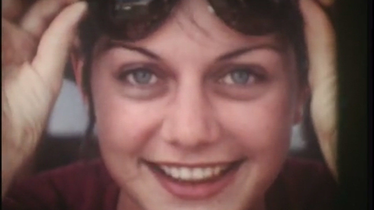 צפייה בסרט המלא - המתנדבים באים - לצפיה בטריילר