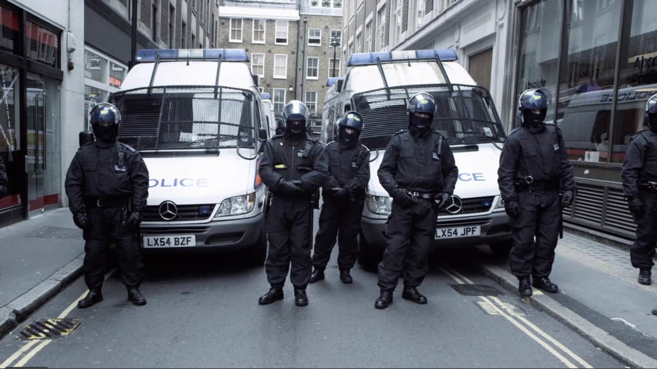 צפייה בסרט המלא -  חופש ביטוי, ללא מורא - לצפיה בטריילר