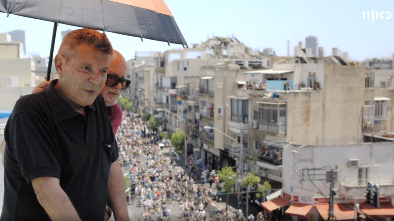 צפייה בסרט המלא - הדווקאים - לצפיה בטריילר