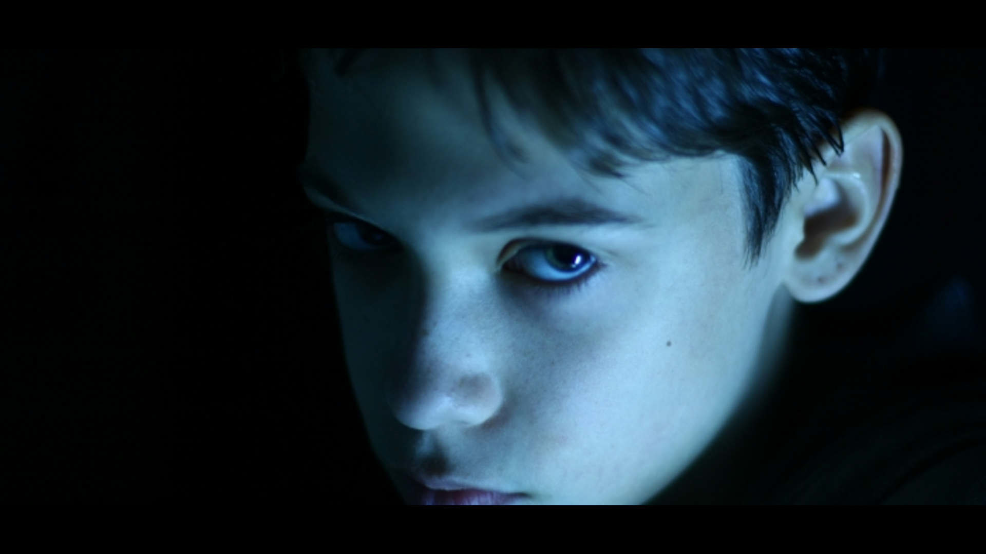 צפייה בסרט המלא - שומר הברית - לצפיה בטריילר