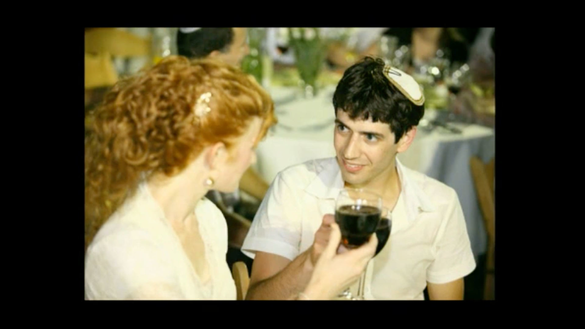 צפייה בסרט המלא - נורמלי - לצפיה בטריילר