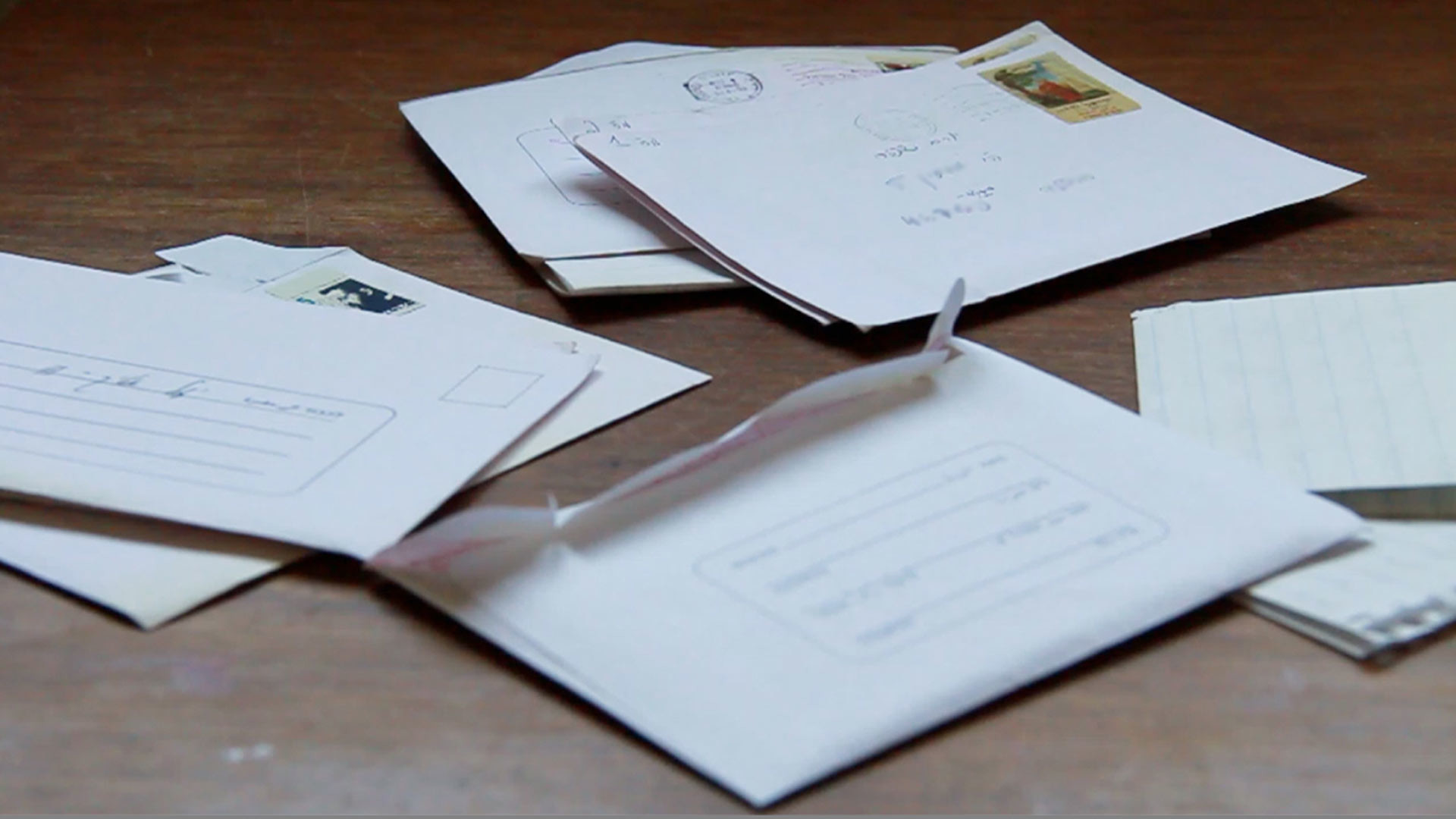 צפייה בסרט המלא - עד שאלוהים יפריד בינינו - לצפיה בטריילר